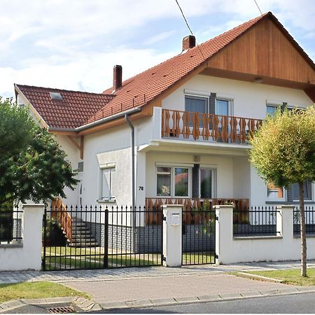 Relax Apartman Zalakaros Exteriér fotografie