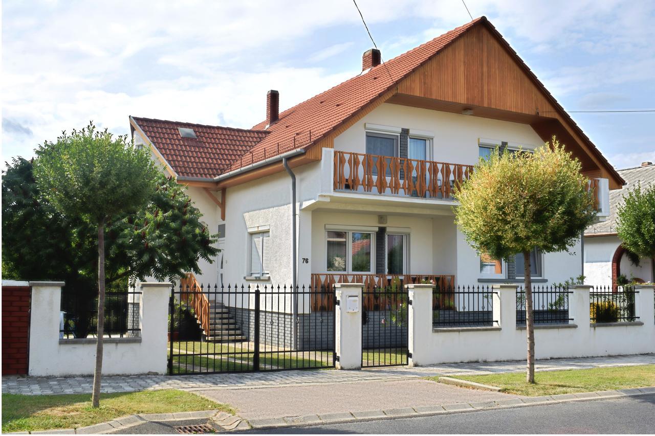 Relax Apartman Zalakaros Exteriér fotografie